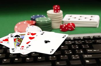 Bí kíp chơi bài Poker thắng lớn ngay trong lòng bàn tay