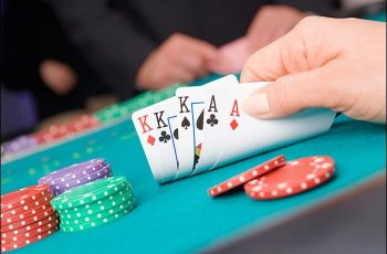 Những sai lầm cơ bản khiến bạn thua bài Poker