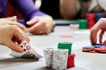 Cần những tố chất gì để trở thành cao thủ game bài Poker?