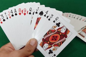 Khắc phục những bất cập của game bài Tiến lên miền Nam online